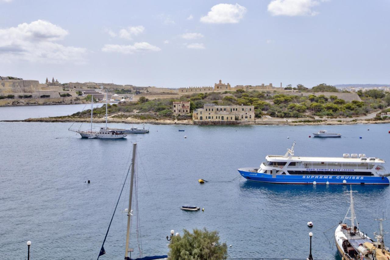 Bastions Seaview Apartments And Duplex Penthouse In Sliema By Shortletsmalta Buitenkant foto