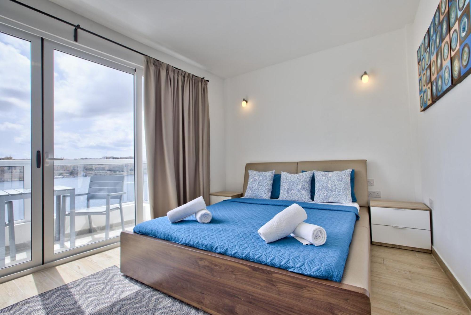 Bastions Seaview Apartments And Duplex Penthouse In Sliema By Shortletsmalta Buitenkant foto